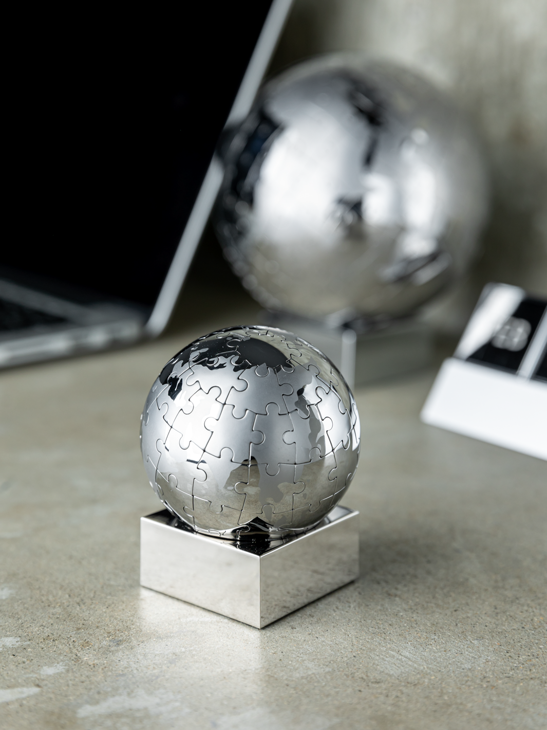 Globe Extraordinary Puzzle (S) DIA 6.0cm with stand IF-728